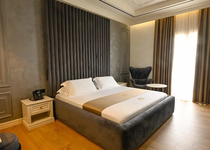 Hotel King&queen Boutique *