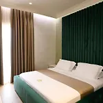 King & Queen Boutique Hotel