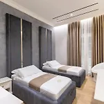 Hotel King & Queen Boutique