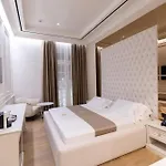 King & Queen Boutique Fier