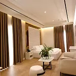 Hotel King & Queen Boutique