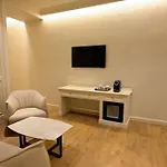 King & Queen Boutique Hotel *