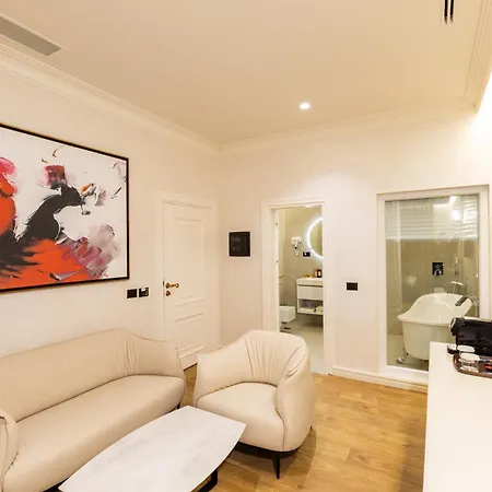 فندق King & Queen Boutique فيير