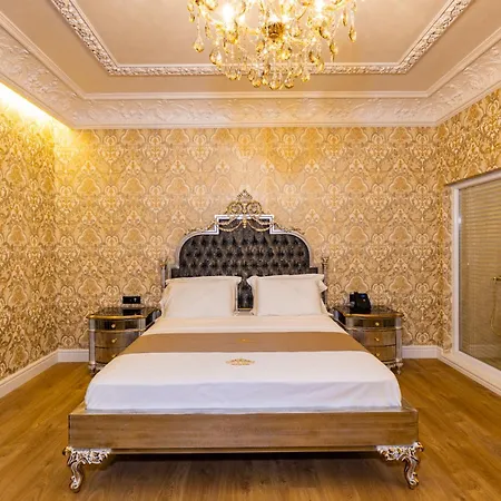 King & Queen Boutique *