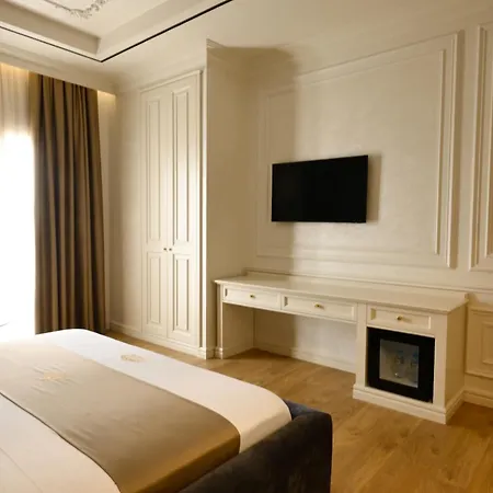 فندق King & Queen Boutique فيير